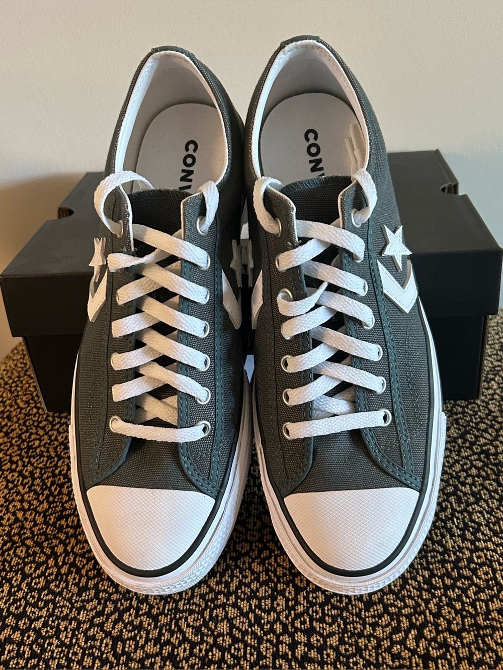 Converse Star Player 76 Low Top Sneakers in Olive & White Men 8.5/Women 10
